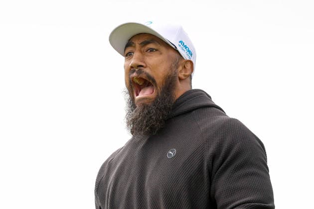 2026 Amgen Irish Open - Pro-Am, Trump International Golf Links, Doonbeg 9 9 2026 Connacht™s Bundee Aki reacts after teeing off the second Bundee Aki reacts after teeing off the second 9 9 2026  Copyright: xx BB3_6571