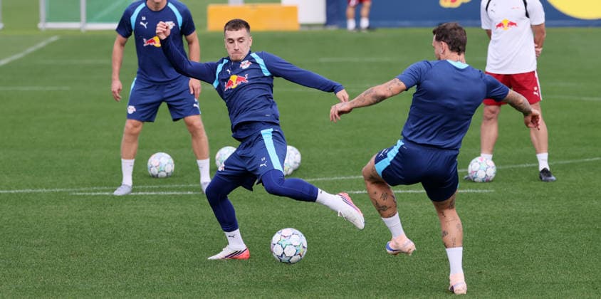 RB Leipzig - Training Champions League MD-1 Leipzig, 09.09.2026, Red Bull Akademie, Fussball, Champions League, Matchday-1, RB Leipzig , Abschlußtraining vor dem Auswärtsspiel in Como , Im Bild von links; Brajan Gruda, David Raum . , Nur zur redaktionellen Nutzung. Only editorial use. ,