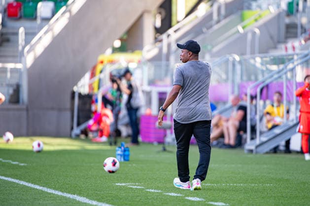 September 9, 2026, Sosnowiec, Silesian Voivodeship, Poland: SAMPSON CHARLES coach of Ghana during the FIFA U20 Womens World Cup Poland 2026 match between Ghana versus Korea Republic at Arena Sosnowiec Stadium Sosnowiec Poland - ZUMAs385 20260909_zsp_s385_025 Copyright: xLeopoldxSoglox