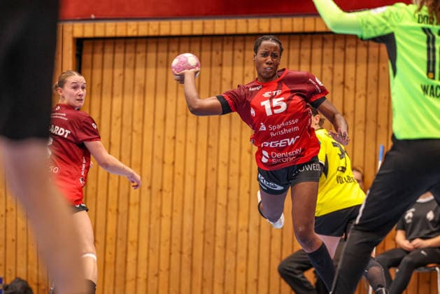 GER, Bensheim, HSG Bensheim Auerbach Flames vs Borussia Dortmund, Alsco Handball Bundesliga Frauen, Handball, DHB, Spielzeit 2026 2027, Weststadthalle Bensheim, 3. Spieltag im Bild: Ndidi Agwunedu (Bensheim Flames Frauen 15) DFB DFL REGULATIONS PROHIBIT ANY USE OF PHOTOGRAPHS AS IMAGE SEQUENCES AND OR QUASI-VIDEO, 09.09.2026 Copyright: HMBxMedia HendrikxHamelau
