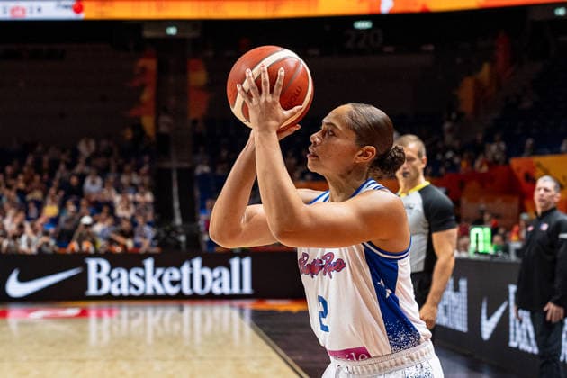 Brianna Jones (Puerto Rico, 02) beim Wurf, GER, Puerto Rico vs. China, Basketball, FIBA Women s World Cup 2026, Qualifikation fuers Viertelfinale, 09.09.2026 GER, Puerto Rico vs. China, Basketball, FIBA Women s World Cup 2026, Qualifikation fuers Viertelfinale, 09.09.2026 Berlin Copyright: xEibner-Pressefoto MaxxVincenx EP_MVN