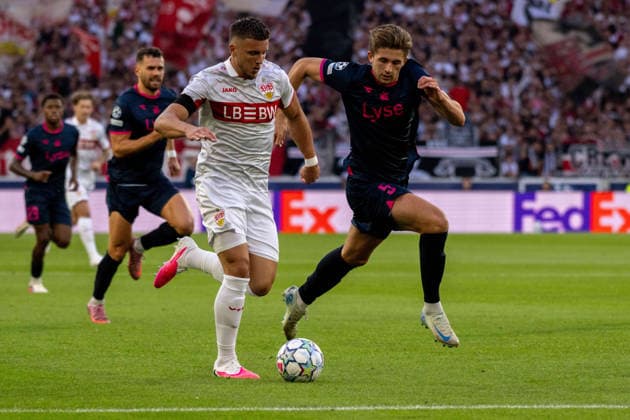 Ermedin Demirovic (VfB Stuttgart) und Henrik Heggheim (Viking F.K. Stavanger). xettx, Deutschland, Stuttgart, 09.09.2026, Fussball, UEFA Champions League: VfB Stuttgart vs Viking FK Stavanger, Saison 2026 2027, Match Day 1, MHP Arena