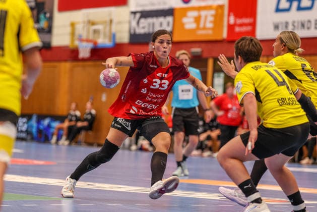 GER, Bensheim, HSG Bensheim Auerbach Flames vs Borussia Dortmund, Alsco Handball Bundesliga Frauen, Handball, DHB, Spielzeit 2026 2027, Weststadthalle Bensheim, 3. Spieltag im Bild: Lucie Marie Kretzschmar (Bensheim Flames Frauen 33) DFB DFL REGULATIONS PROHIBIT ANY USE OF PHOTOGRAPHS AS IMAGE SEQUENCES AND OR QUASI-VIDEO, 09.09.2026 Copyright: HMBxMedia HendrikxHamelau