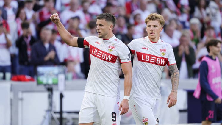 Stuttgart , Fußball UEFA Champions League VfB Stuttgart vs. Viking Stavanger , Ermedin Demirovic (VfB) jubelt nach dem Tor zum 2:0