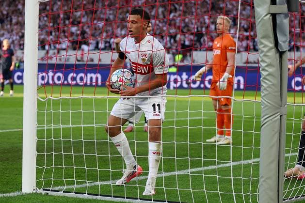 Bilal El Khannouss 11 (VfB Stuttgart) fischt den Ball anch dem 1:0 aus dem Netz , Jubel, VfB Stuttgart vs. Viking Stavanger, Fussball, Maenner, UEFA Champions League, Saison 2026 2027, 1. Spieltag, 09.09.2026 Stuttgart Baden-Wuerttemberg Deutschland
