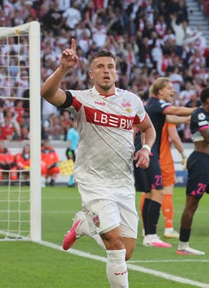 Stuttgart , Fußball UEFA Champions League VfB Stuttgart vs. Viking Stavanger , Jubel Ermedin Demirovic ( VfB )