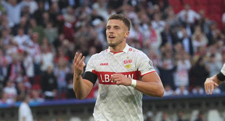 Stuttgart , Fußball UEFA Champions League VfB Stuttgart vs. Viking Stavanger , Jubel Ermedin Demirovic ( VfB ) nach seinem 3. Tor