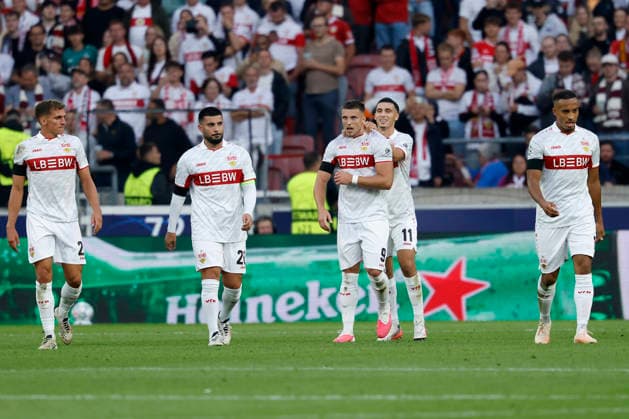 Jubel nach dem Tor zum 3:1, jubelnd, bejubelt, jubelt, jubeln, Cheers after the goal, cheering, celebrated, cheers, cheering, emotions, um den Torschuetze, Scorer Ermedin Demirovic (VfB Stuttgart) m. im UEFA-Champions-League-Spiel zwischen dem VfB Stuttgart und Viking FK in der MHP Arena, Stuttgart, Deutschland, am 9. September 2026.d in action during the UEFA Champions League match between VfB Stuttgart and Viking FK at the MHP Arena, Stuttgart, Germany, on September 9, 2026. Copyright: HMBxMedia xHeikoxBecker