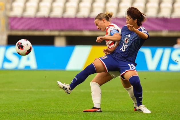 Lodz 09.09.2026. Women s U20 World Cup match between Japan and USA in Lodz, Poland --- Mecz Mistrzostw Swiata U20 Kobiet pomiedzy Japonia a USA w Lodzi, Polska Persons Shown : Kennedy FULLER, Yuka KURIMOTO Fot. Mikolaj Barbanell Arena Akcji NEWSPIX.PL --- newspix.pl 