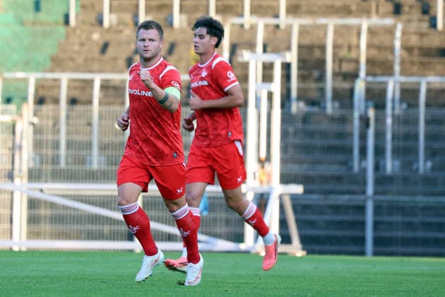 09.09.2026, xrekx, Fussball Regionalliga Suedwest, FC Homburg - 1.FC Kaiserslautern II v.l. Jean Zimmer (1.FC Kaiserslautern II) Homburg
