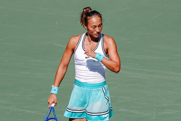 US Open tennis tournament - Day 11 Qinwen Zheng of China reacts as she plays against Elena Rybakina of Kazakhstan during the Women™s Singles Quarter Finals match of the US Open Tennis Championships in Flushing Meadows, New York, USA, 09 September 2026. FLUSHING MEADOWS NEW YORK United States  Copyright: xOLGAxFEDOROVAx