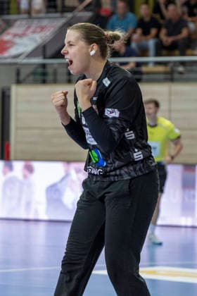 Alsco Handball Bundesliga Frauen, Saison 2026 2027 SV Union Halle-Neustadt vs.HSG Blomberg-Lippe Halle, Deutschland 09.September 2026: Im Bild:Torhueterin Lena Schmied (Halle) Jubel, Freude, Emotion Halle Saale SWH Arena Sachsen-Anhalt Deutschland