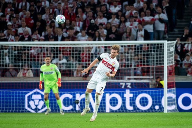 09.09.2026, GER, Fussball, Herren, UEFA Champions League, Ligaphase, 1. Spieltag, Saison 2026 2027, VfB Stuttgart vs. Viking Stavanger Maximilian Mittelstädt ( VfB Stuttgart, 07 ) am Ball, dahinter Fabian Bredlow ( VfB Stuttgart, 01 ), Stuttgart MHP Arena Baden-Württemberg Deutschland Copyright: xNordphoto Memmlerx