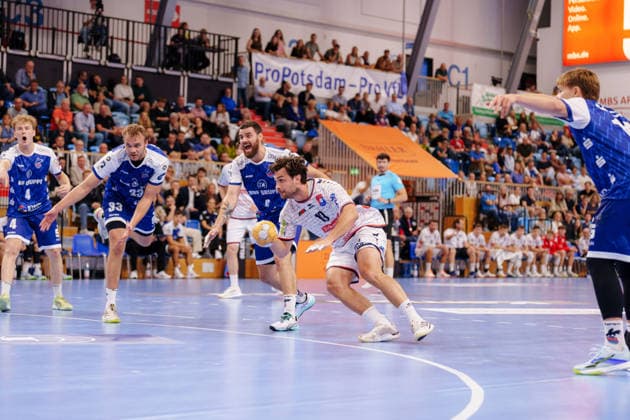 2. Handball-Bundesliga - 2. Spieltag: 1. VfL Potsdam - TV 05 07 Hüttenberg Vit Reichl (TV 05 07 Hüttenberg, 19) beim Sprungwurf am 09.09.2026 in der MBS Arena, Potsdam (Brandenburg) Potsdam MBS Arena Brandenburg Deutschland