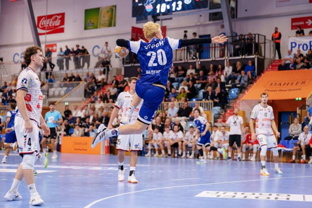 2. Handball-Bundesliga - 2. Spieltag: 1. VfL Potsdam - TV 05 07 Hüttenberg Tim Hildenbrand (1. VfL Potsdam, 20) beim Sprungwurf am 09.09.2026 in der MBS Arena, Potsdam (Brandenburg) Potsdam MBS Arena Brandenburg Deutschland