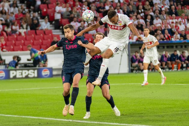 Torchance durch Jamie Leweling (VfB Stuttgart, 18), VfB Stuttgart vs. Viking FK, Fussball, Champions League, 1. Spieltag, 09.09.2026, DFB regulations prohibit any use of photographs as image sequences and or quasi-video Stuttgart Baden-Wuerttemberg Deutschland