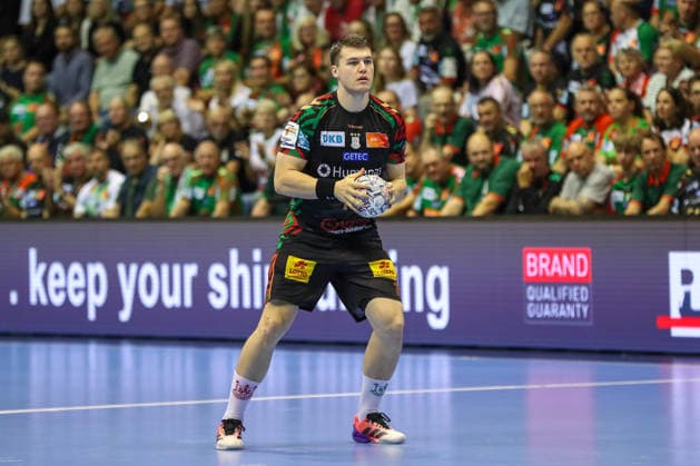 09.09.2026, xgox, Handball - EHF Champions League SC Magdeburg - Kolstad Handbold v.l. Elvar Oern Jonsson (Magdeburg, 19) am Ball, plays the ball Magdeburg