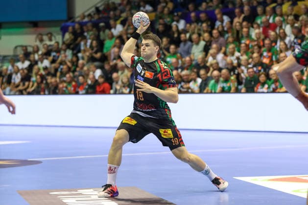 09.09.2026, xgox, Handball - EHF Champions League SC Magdeburg - Kolstad Handbold v.l. Elvar Oern Jonsson (Magdeburg, 19) am Ball, plays the ball Magdeburg