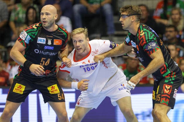 09.09.2026, xtgx, Handball Champions LegaueL, SC Magdeburg - Kolstad Handbold emspor, v.l. Oscar Bergendahl (Magdeburg, 54), Magnus Gullerud (Kolstad, 14), Antonio Serradilla Cuenca (Magdeburg, 15) Zweikampf, Duell, Kampf, tackle Magdeburg