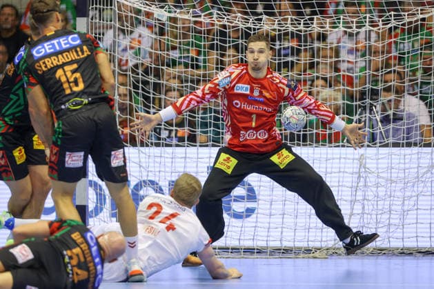 09.09.2026, xtgx, Handball Champions LegaueL, SC Magdeburg - Kolstad Handbold emspor, v.l. Dominik Kuzmanovic (Magdeburg, 1) parade, haelt den Ball, faengt den Ball, pariert Magdeburg