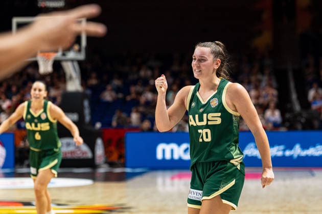 Isobel Borlase (Australien, 20) jubelt Jubel, GER, Italien vs. Australien, Basketball, FIBA Women s World Cup 2026, Qualifikation fuers Viertelfinale, 09.09.2026 GER, Italien vs. Australien, Basketball, FIBA Women s World Cup 2026, Qualifikation fuers Viertelfinale, 09.09.2026 Berlin Copyright: xEibner-Pressefoto MaxxVincenx EP_MVN