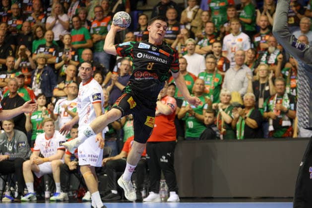 09.09.2026, xtgx, Handball Champions LegaueL, SC Magdeburg - Kolstad Handbold emspor, v.l. Tim Thielecke (Magdeburg, 8) wirft Tor, Torschuetze, erzielt Tor, Treffer, scores the goal Magdeburg