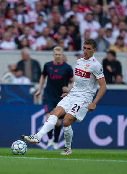 Grischa Proemel of Stuttgart makes a pass during UEFA Champions League - Matchday 1 season 26 27 game between Stuttgart and Viking (Ruslan Taran Ball Raw Images) Stuttgart MHP Arena Germany Copyright: xRuslanxTaranx RUS_STUTT-VIKING-0065