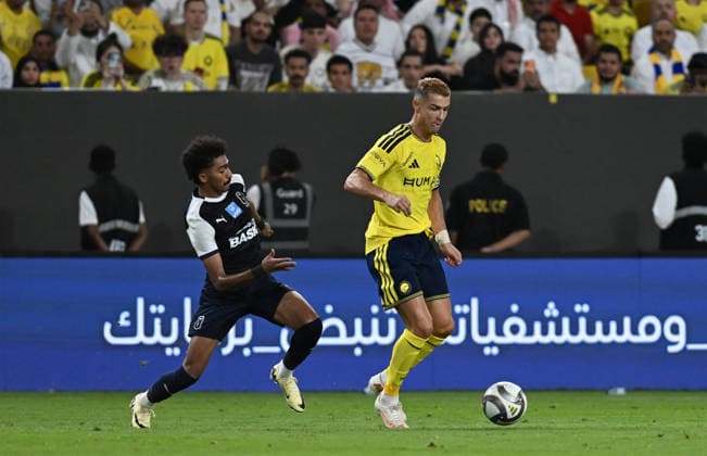 Al Nassr v Abha - Saudi Pro League RIYADH, SAUDI ARABIA - SEPTEMBER 09: Cristiano Ronaldo of Al Nassr in action during the Saudi Pro League match between Al Nassr and Abha at Alawwal Park Stadium, on September 09, 2026 in Riyadh, Saudi Arabia. Mohammed Saad Anadolu Riyadh Saudi Arabia. Editorial use only. Please get in touch for any other usage.  Copyright: x2026xAnadoluxMohammedxSaadx