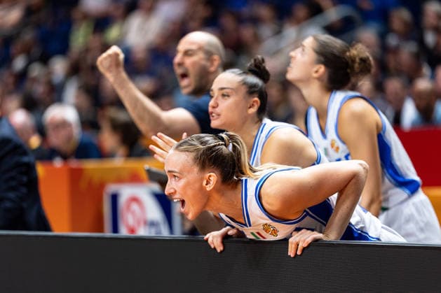 Mariella Santucci (Italien, 18) jubelt Jubel, GER, Italien vs. Australien, Basketball, FIBA Women s World Cup 2026, Qualifikation fuers Viertelfinale, 09.09.2026 GER, Italien vs. Australien, Basketball, FIBA Women s World Cup 2026, Qualifikation fuers Viertelfinale, 09.09.2026 Berlin Copyright: xEibner-Pressefoto MaxxVincenx EP_MVN