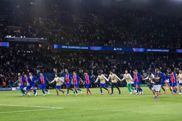 PSG during UEFA Champions league League phase game between teams PSG and SK Slovan Bratislava (Dominika Kortvelyesiova Ball Raw Images) Paris Parc des Princes France Copyright: xDominikaxKortvelyesiovax DKR_9390