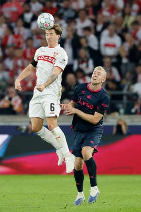v.l.n.r.: Angelo Stiller (VfB Stuttgart) und Henrik Bjordal (Viking), im UEFA-Champions-League-Spiel zwischen dem VfB Stuttgart und Viking FK in der MHP Arena, Stuttgart, Deutschland, am 9. September 2026.d in action during the UEFA Champions League match between VfB Stuttgart and Viking FK at the MHP Arena, Stuttgart, Germany, on September 9, 2026. Copyright: HMBxMedia xHeikoxBecker