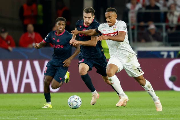 v.l.n.r.: Kristoffer Haugen (Viking) und Jamie Leweling (VfB Stuttgart), im UEFA-Champions-League-Spiel zwischen dem VfB Stuttgart und Viking FK in der MHP Arena, Stuttgart, Deutschland, am 9. September 2026.d in action during the UEFA Champions League match between VfB Stuttgart and Viking FK at the MHP Arena, Stuttgart, Germany, on September 9, 2026. Copyright: HMBxMedia xHeikoxBecker