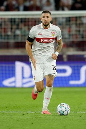 v.l.n.r.: Jeff Chabot (VfB Stuttgart), im UEFA-Champions-League-Spiel zwischen dem VfB Stuttgart und Viking FK in der MHP Arena, Stuttgart, Deutschland, am 9. September 2026.d in action during the UEFA Champions League match between VfB Stuttgart and Viking FK at the MHP Arena, Stuttgart, Germany, on September 9, 2026. Copyright: HMBxMedia xHeikoxBecker
