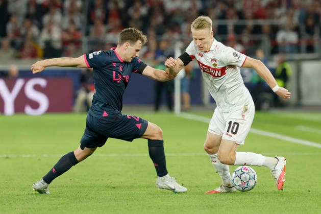 v.l.n.r.: Peter Christiansen (Viking) und Chris Führich (VfB Stuttgart), im UEFA-Champions-League-Spiel zwischen dem VfB Stuttgart und Viking FK in der MHP Arena, Stuttgart, Deutschland, am 9. September 2026.d in action during the UEFA Champions League match between VfB Stuttgart and Viking FK at the MHP Arena, Stuttgart, Germany, on September 9, 2026. Copyright: HMBxMedia xHeikoxBecker