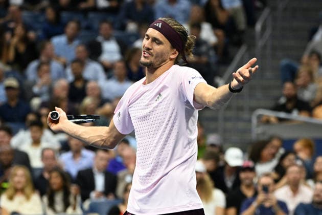 Alexander Zverev reacts against Botic van de Zandschulp 6-2-7-5 6-1 in Arthur Ashe Stadium during the quarter finals at the 2026 US Open Tennis Championship held at the USTA Billie Jean King National Tennis Center in New York City on Tuesday, September 9, 2026.  NYP20260909515 LARRYxMARANO