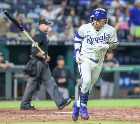 SEP 9, 2026: Kansas City Royals catcher Carter Jensen (22) hits a home run in the 3rd inning against the Diamondbacks at Kauffman Stadium Kansas City, MO. CSM Kansas City United States - ZUMAc04_ 20260909_zma_c04_181 Copyright: xRomanxPunox