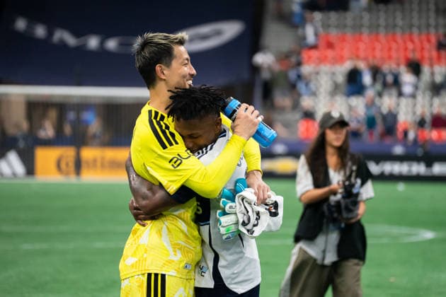 VANCOUVER, CANADA - SEPTEMBER 9: Yohei Takaoka of Vancouver Whitecaps FC and Edier Ocampo of Vancouver Whitecaps FC hug after winning the Major League Soccer match between Vancouver Whitecaps FC and LA Galaxy at BC Place Stadium on September 9, 2026 in Vancouver, British Columbia, Canada. Copyright: xAmyxElle SPPx Sportspressphoto_SPR227587