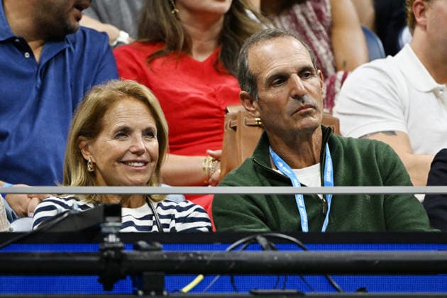 FLUSHING NY- SEPTEMBER 08: Katie Couric and John Molner are seen watching Carlos Alcaraz Vs Ben Shelton at the quarter finals in Arthur Ashe Stadium during The US Open at the USTA Billie Jean King National Tennis Center on September 8, 2026 in Flushing Queens. Copyright: xmpi04x xMediaPunchx