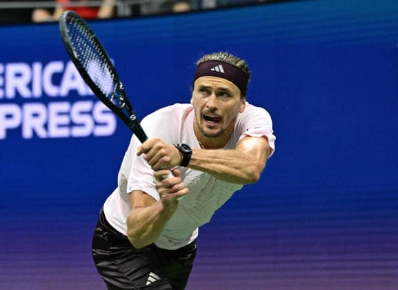 FLUSHING NY- SEPTEMBER 09: Alexander Zverev Vs Botic van de Zandschulp at the quarter finals in Arthur Ashe Stadium during The US Open at the USTA Billie Jean King National Tennis Center on September 9, 2026 in Flushing Queens. Copyright: xmpi04x