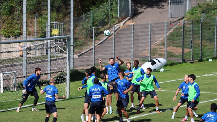 10.09.2026, xrekx, Fussball 3.Liga, 1.FC Saarbruecken - Training v.l. Mladen Cvjetinovic (1.FC Saarbruecken) Saarbruecken