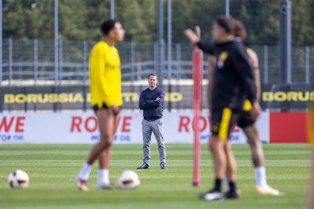 10.09.2026, Fussball, Training von Borussia Dortmund. Geschäftsführer Lars Ricken (Borussia Dortmund). Dortmund Trainingsgelände des BVB NRW Deutschland xRHR-FOTO DEx *** September 10, 2026, Soccer, Borussia Dortmund training session; Lars Ricken, Borussia Dortmund s Managing Director of Sports; BVB training facility, Dortmund, North Rhine-Westphalia, Germany; xRHR PHOTO DEx Copyright: DennisxEwert RHR-FOTOx RHR-FOTO DE