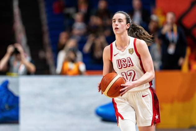 Caitlin Clark (USA, 12) am Ball, GER, USA vs. Ungarn, Basketball, FIBA Women s World Cup 2026, Viertelfinale, 10.09.2026 GER, USA vs. Ungarn, Basketball, FIBA Women s World Cup 2026, Viertelfinale, 10.09.2026 Berlin Copyright: xEibner-Pressefoto MaxxVincenx EP_MVN