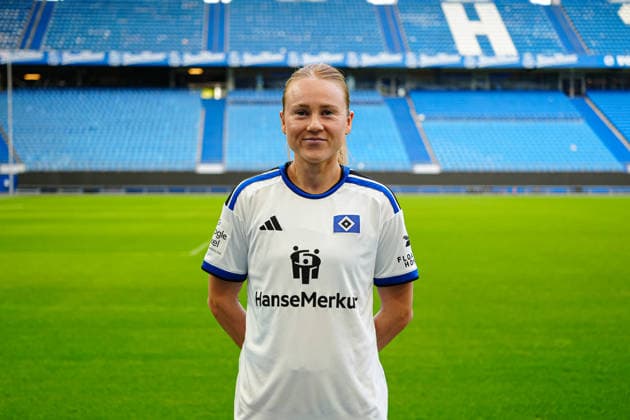 Carla Morich (Hamburger SV, 10) GER, Hamburger SV, Fussball, Frauen, Porträttermin, 09.09.2026 GER, Hamburger SV, Fussball, Frauen, Porträttermin, 09.09.2026 Hamburg *** Carla Morich, Hamburger SV, 10 GER, Hamburger SV, soccer, women, portrait session, 09 09 2026 GER, Hamburger SV, soccer, women, portrait session, 09 09 2026 Hamburg Copyright: xEibner-Pressefoto MarcelxvonxFehx EP_MFN