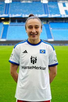 Sylwia Matysik (Hamburger SV, 14) GER, Hamburger SV, Fussball, Frauen, Porträttermin, 09.09.2026 GER, Hamburger SV, Fussball, Frauen, Porträttermin, 09.09.2026 Hamburg *** Sylwia Matysik, Hamburger SV, 14 GER, Hamburger SV, soccer, women, photo shoot, 09 09 2026 GER, Hamburger SV, soccer, women, photo shoot, 09 09 2026 Hamburg Copyright: xEibner-Pressefoto MarcelxvonxFehx EP_MFN