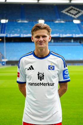 David Moller Wolfe (Hamburger SV, 03) GER, Hamburger SV, Fussball, Porträttermin, 09.09.2026 GER, Hamburger SV, Fussball, Porträttermin, 09.09.2026 Hamburg *** David Moller Wolfe, Hamburger SV, 03 GER, Hamburger SV, soccer, photo shoot, September 9, 2026 GER, Hamburger SV, soccer, photo shoot, September 9, 2026 Hamburg Copyright: xEibner-Pressefoto MarcelxvonxFehx EP_MFN
