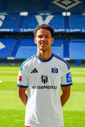 Alexander Rossing-Lelesiit (Hamburger SV, 38) GER, Hamburger SV, Fussball, Porträttermin, 09.09.2026 GER, Hamburger SV, Fussball, Porträttermin, 09.09.2026 Hamburg *** Alexander Rossing Lelesiit, Hamburger SV, 38, Germany, Hamburger SV, soccer, photo shoot, September 9, 2026, Germany, Hamburger SV, soccer, photo shoot, September 9, 2026, Hamburg Copyright: xEibner-Pressefoto MarcelxvonxFehx EP_MFN