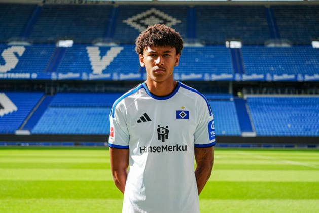 Jason Bissi-Mouelle (Hamburger SV, 38) GER, Hamburger SV, Fussball, Porträttermin, 09.09.2026 GER, Hamburger SV, Fussball, Porträttermin, 09.09.2026 Hamburg *** Jason Bissi Mouelle, Hamburger SV, 38, Germany, Hamburger SV, soccer, portrait session, September 9, 2026, Germany, Hamburger SV, soccer, portrait session, September 9, 2026, Hamburg Copyright: xEibner-Pressefoto MarcelxvonxFehx EP_MFN