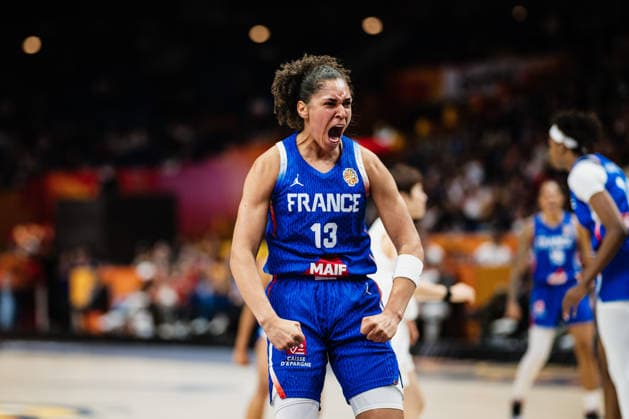 FIBA Women™s Basketball World Cup 2026: China vs. Frankreich, 10.09.2026 Janelle Salaun (Frankreich, 13) JUBEL, jubelt, feiert; Basketball, FIBA Women™s Basketball World Cup 2026, Final Phase, Viertelfinale: China vs. Frankreich am 10.09.2026 in der Uber Arena, Berlin Copyright: xBEAUTIFULxSPORTS Tonhäuserx