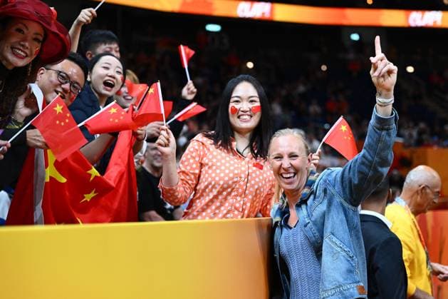 China v France - FIBA Women s Basketball World Cup 2026 Quarter-Final BERLIN, GERMANY - SEPTEMBER 10 : Ann Wauters belgian former professional basketball player with supporters and fans from China during the FIBA Women s Basketball World Cup quarter final match between China and France in Berlin on September 10, 2026 in Berlin, Germany, 10 09 2026 Berlin Germany  Copyright: xVincentxKalutx