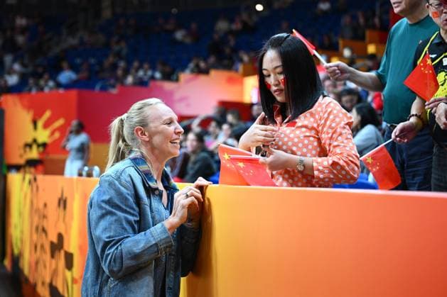 China v France - FIBA Women s Basketball World Cup 2026 Quarter-Final BERLIN, GERMANY - SEPTEMBER 10 : Ann Wauters belgian former professional basketball player with supporters and fans from China during the FIBA Women s Basketball World Cup quarter final match between China and France in Berlin on September 10, 2026 in Berlin, Germany, 10 09 2026 Berlin Germany  Copyright: xVincentxKalutx